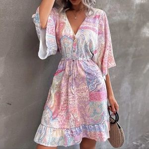 NWOT batwing ruffle hem dress